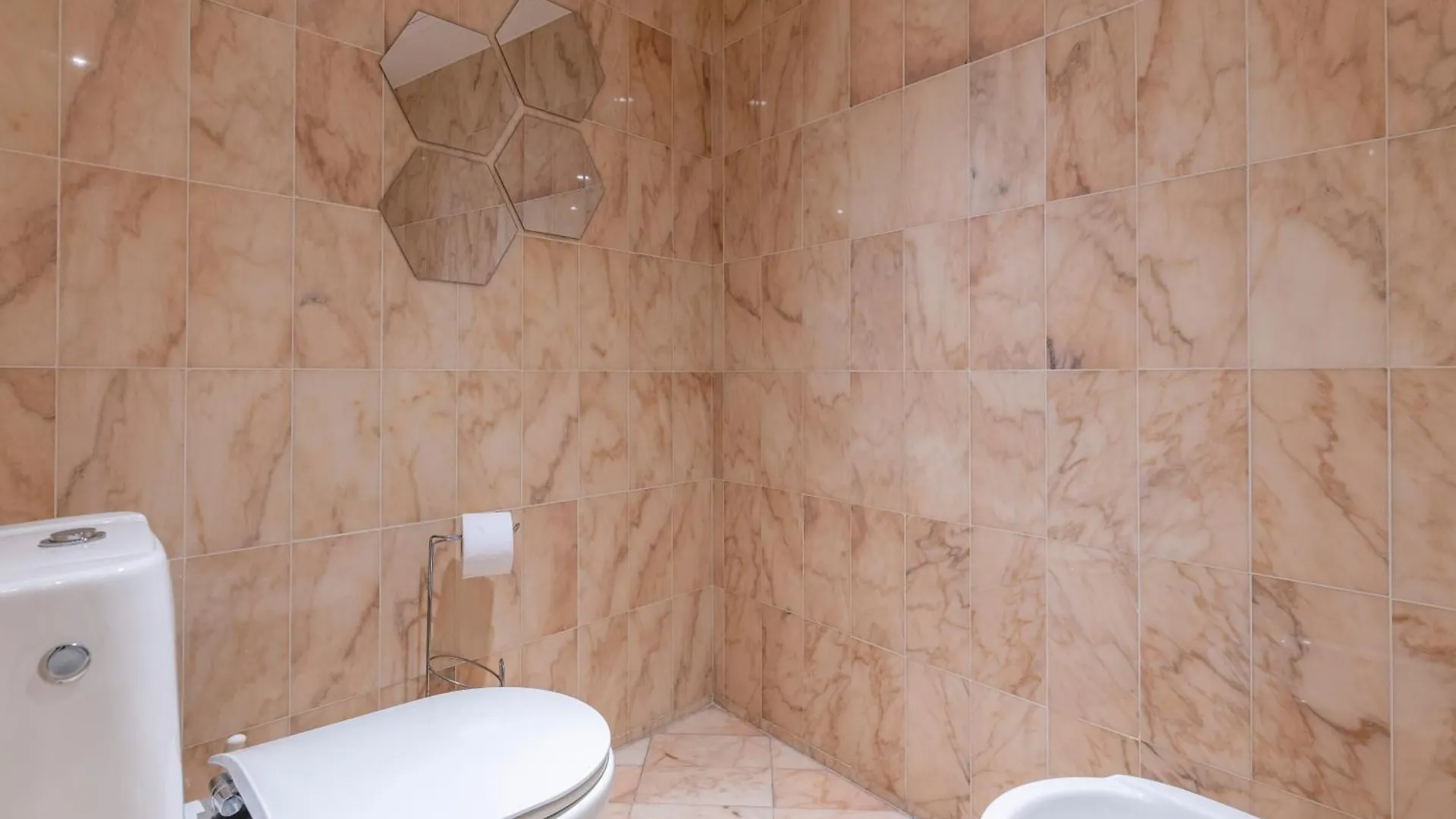 Apartment Suite Haiti Fshh Saint-Laurent-du-Var