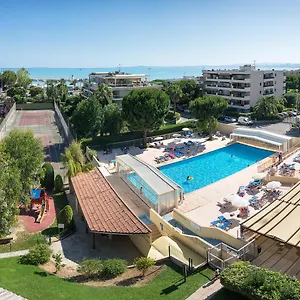 Pierre & Heliotel Marine Saint-Laurent-du-Var